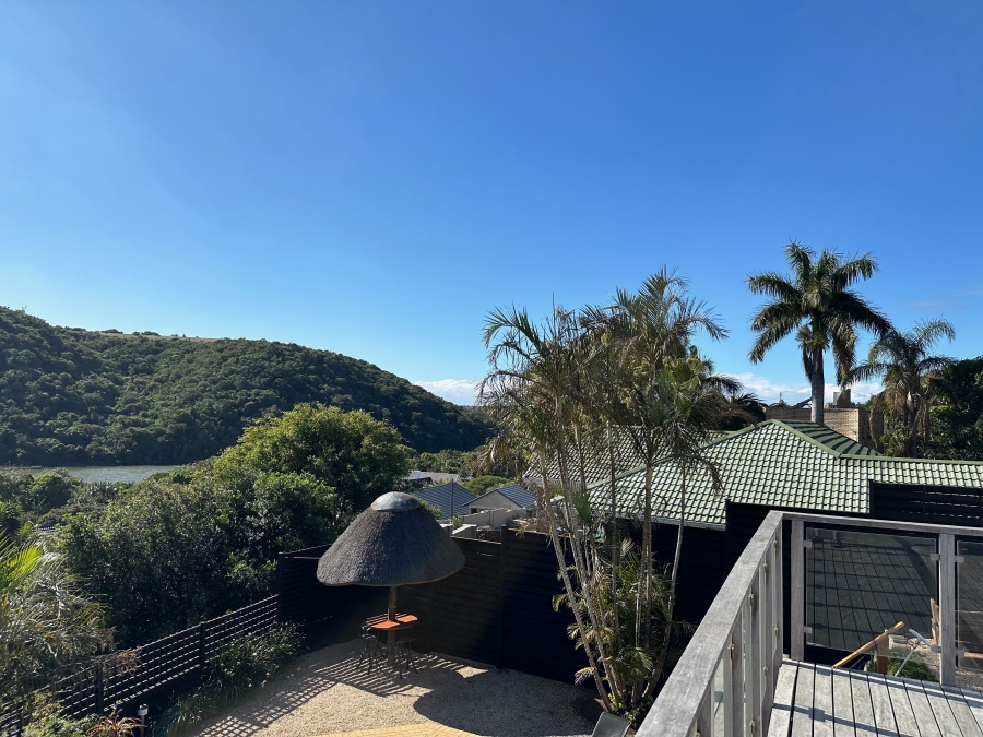 5 Bedroom Property for Sale in Gonubie North Eastern Cape